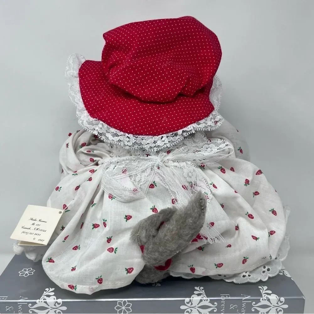 1982 Handmade Plush Mouse Basket Red Strawberry White eyelet Dress Gingham Apron